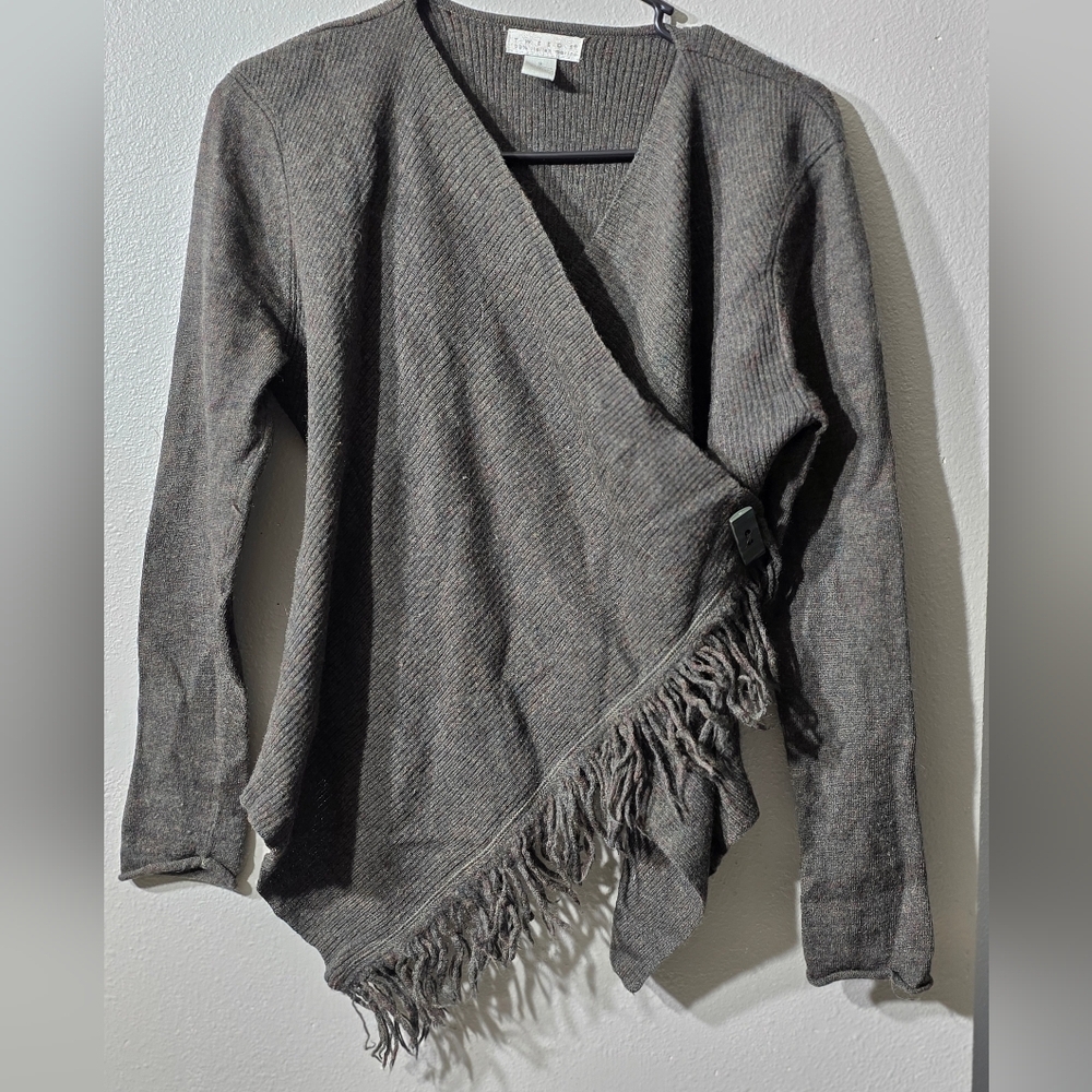 Tweeds Vintage Fringed Wrap Sweater Women’s Small‎ Dark Gray Plum Brown Green